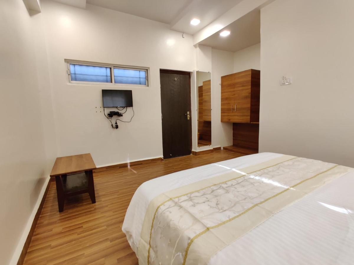 Hotel Surya Grande Kudal  Εξωτερικό φωτογραφία